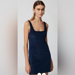 Urban Outfitters Navy Velvet fitted dress- side zip. Size XS TP